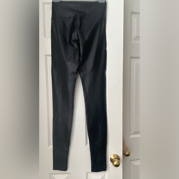 “Wilfred free” black pleather leggings in almost new condition - Picture 2 of 6